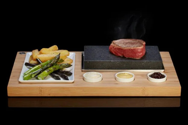 SIZZLING STEAK SET (SS001) – BUY 6 SETS, GLOVES, KNIVES AND FORKS